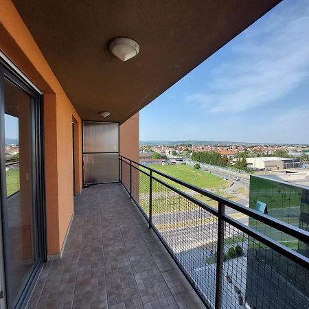 Med Man Apartmani Slavonski Brod Exterior photo