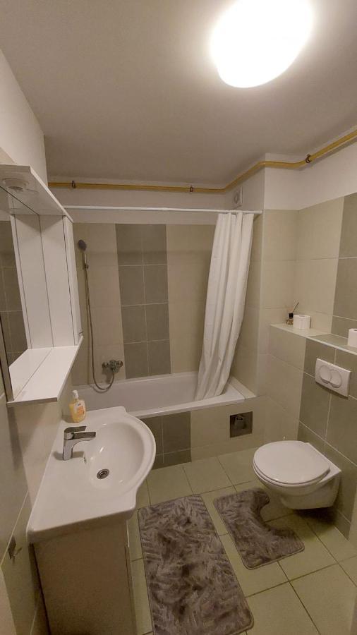 Med Man Apartmani Slavonski Brod Exterior photo