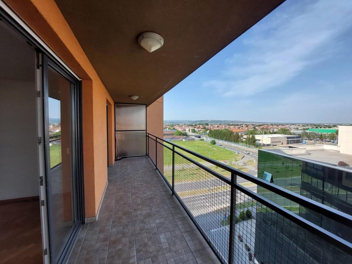 Med Man Apartmani Slavonski Brod Exterior photo